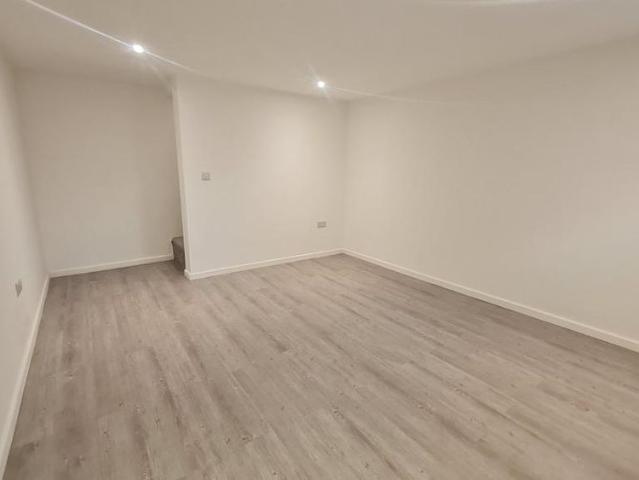 House for rent in Farnley, West Yorkshire