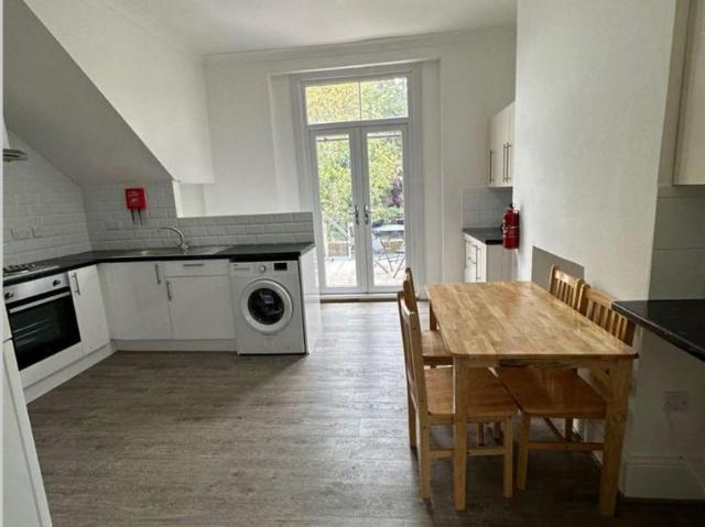 House for rent in Holloway, Greater London