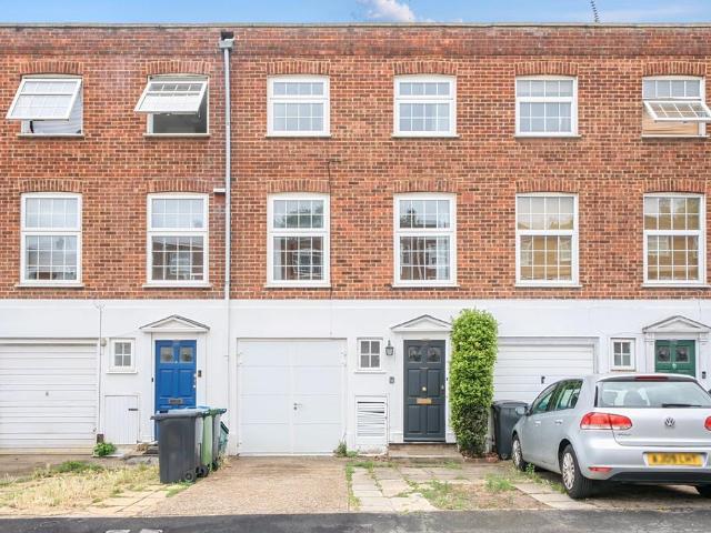 House for rent in Norbiton, Greater London
