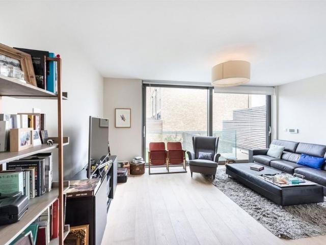 House for rent in London Borough of Hounslow, Isle Of Man