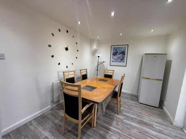 House for rent in London Borough of Hounslow, Greater London