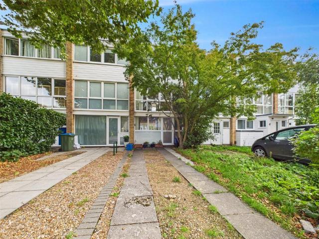 House for rent in St Margarets, Greater London
