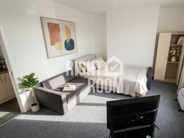 House for rent in The Polygon, City Of Southampton