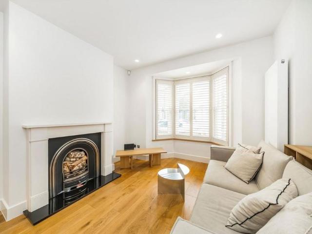 House for rent in Lancaster West Estate, Greater London