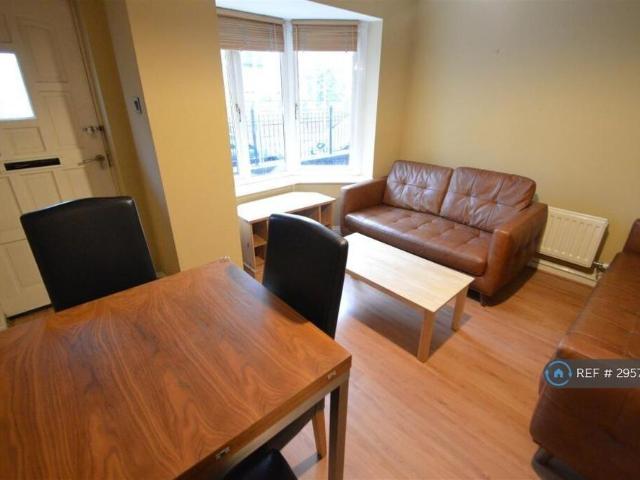 House for rent in City Centre, Georgia
