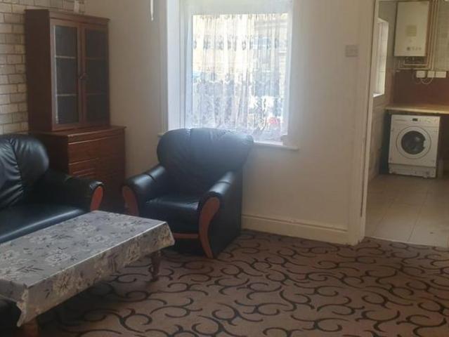 House for rent in Long Lee, West Yorkshire