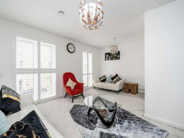 House for rent in Colindale, Greater London