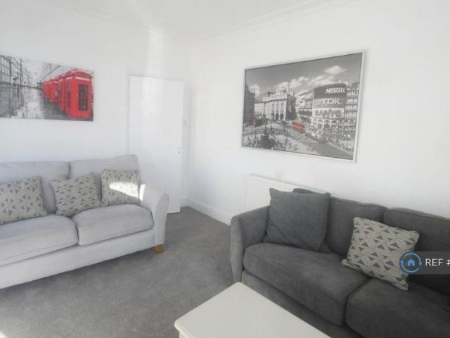 House for rent in Golden Valley, Gloucestershire