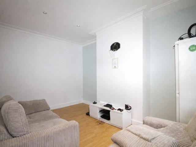 House for rent in Burley, West Yorkshire