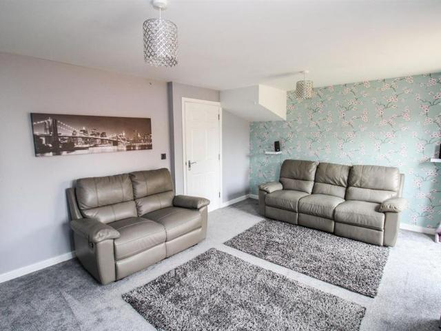 House for rent in Priors Hall Park, Weldon