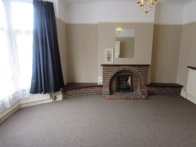House for rent in Seven Kings, Greater London