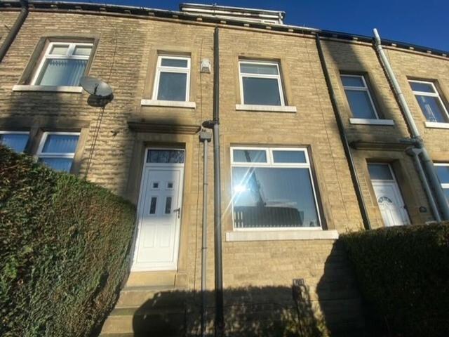 House for rent in Salterhebble, West Yorkshire