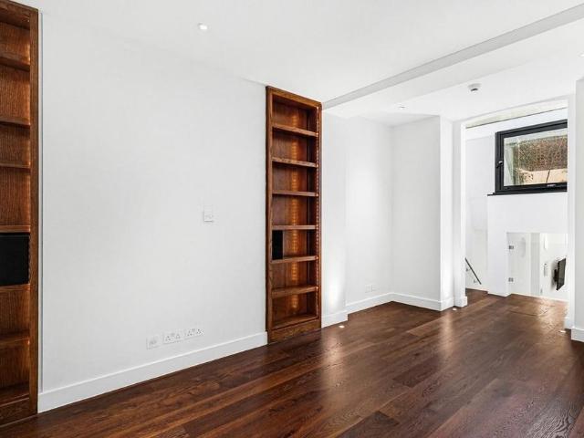 House for rent in Chelsea, Greater London