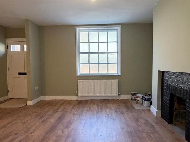 House for rent in Chichester, Littlecote