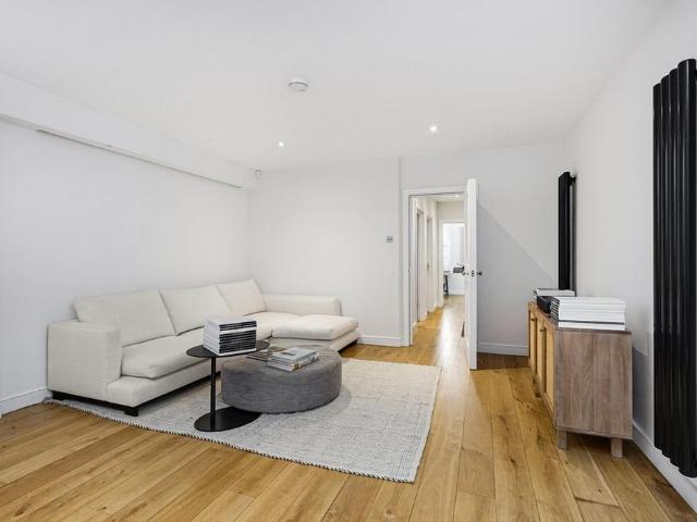 House for rent in Chelsea, Greater London