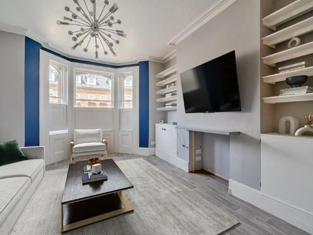House for rent in Clewer Village, Windsor