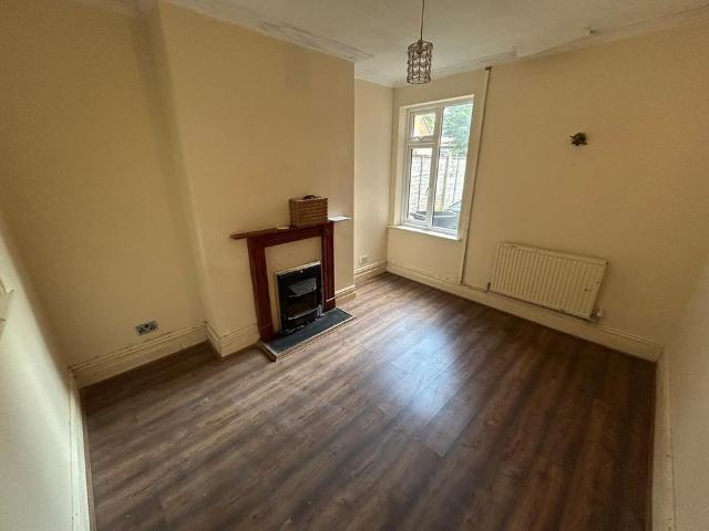House for rent in Horninglow, East Staffordshire