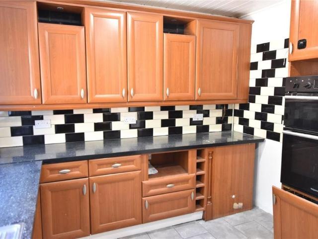 House for rent in London Borough of Croydon, Sanderstead
