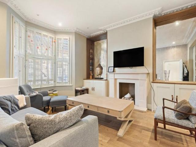 House for rent in Fulham, Cat Hill