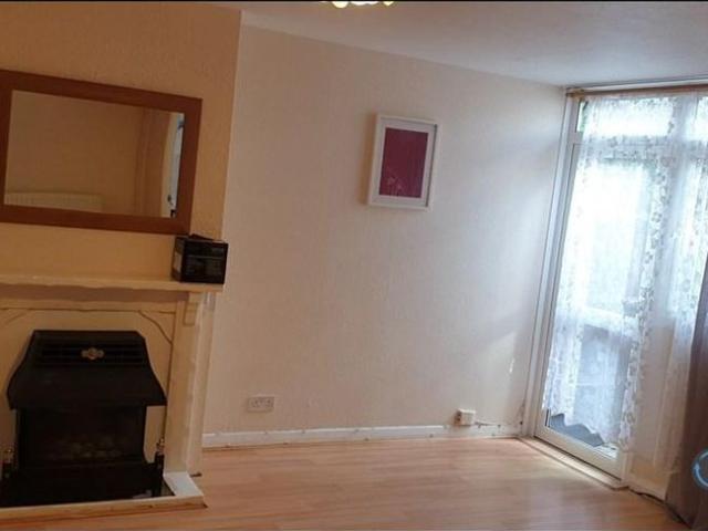 House for rent in Dee Park, Reading
