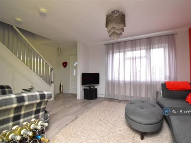 House for rent in Hawley, Monks Orchard