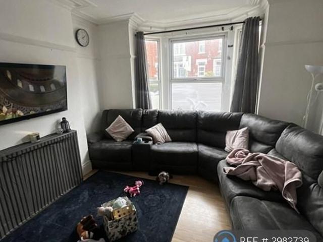 House for rent in Chapeltown, West Yorkshire