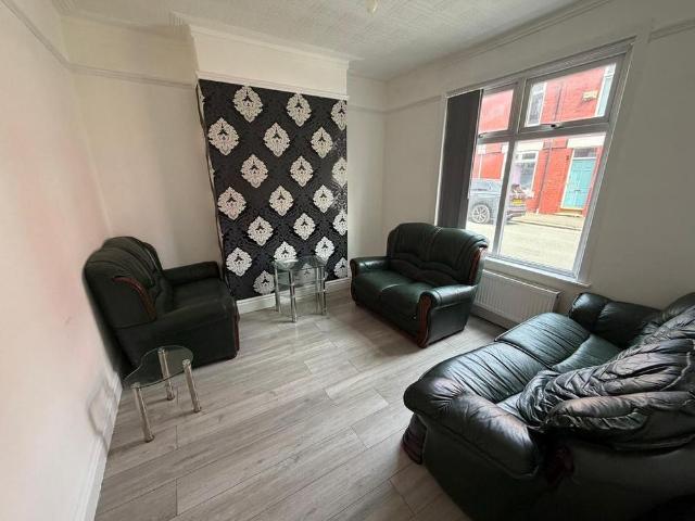 House for rent in Georgia, Greater Manchester