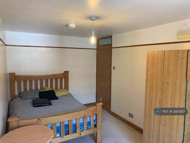 House for rent in High Town, Luton