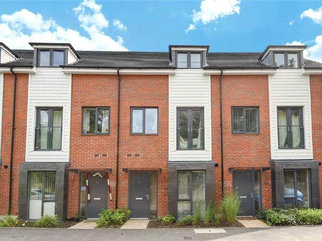 House for rent in Newtown, Reading
