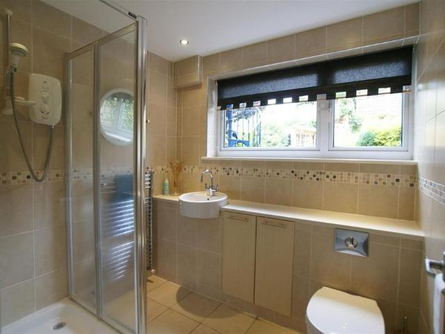 House for rent in Woodloes Park, Green Close