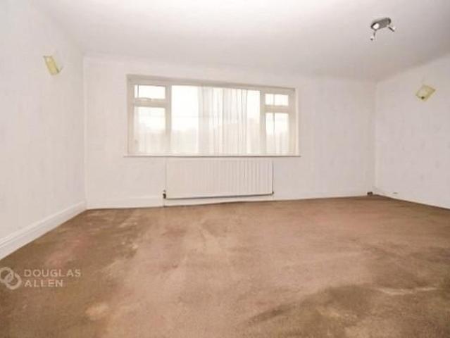 House for rent in Lee Chapel, Essex