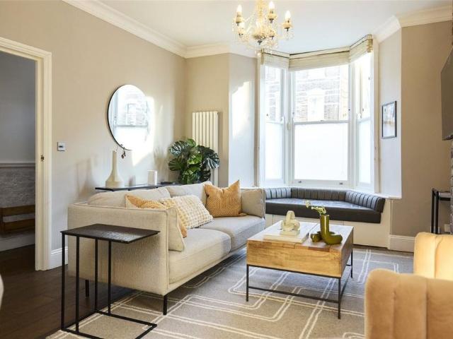 House for rent in Shacklewell, Greater London