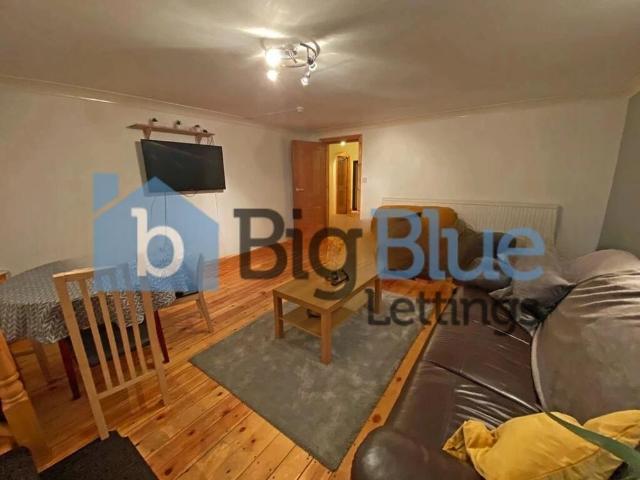 House for rent in Hyde Park, West Yorkshire