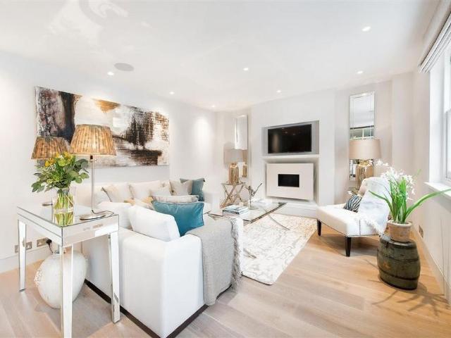 House for rent in Chelsea, Greater London