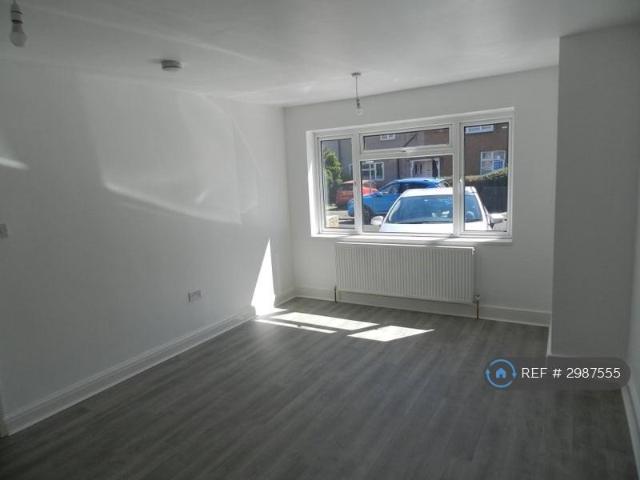 House for rent in Dagenham, Greater London