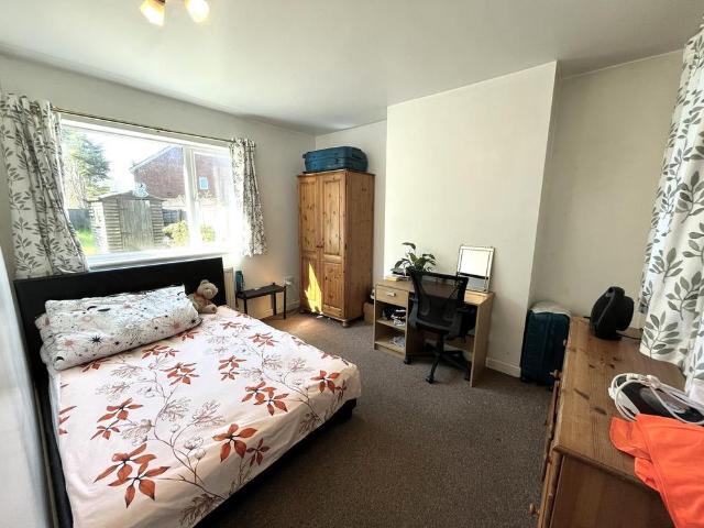 House for rent in Earlham Rise, East Bank