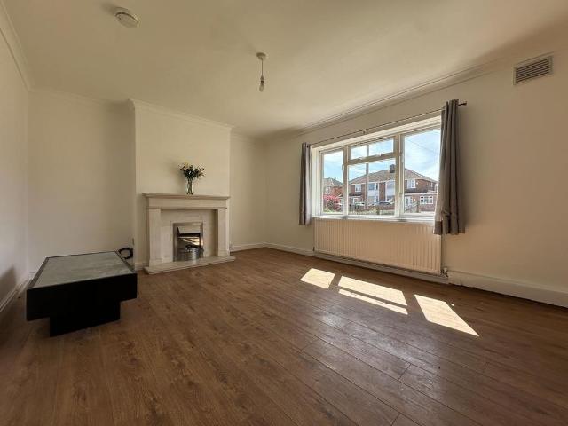 House for rent in Sydenham, Green Close