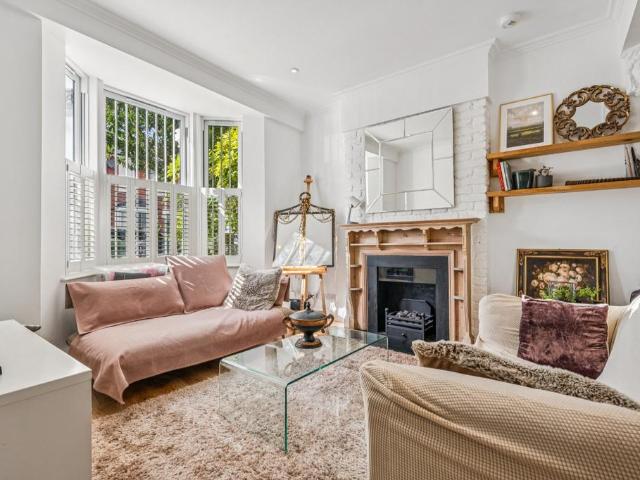House for rent in West Kensington, Isle Of Man
