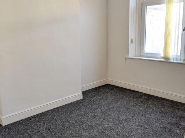 House for rent in Nangreaves, Wales