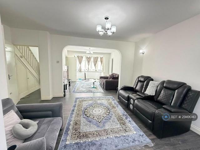 House for rent in Barkingside, Greater London