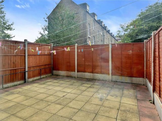 House for rent in Walworth, Greater London