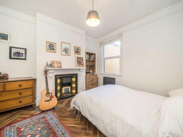 House for rent in Blenheim Gardens Estate, Greater London