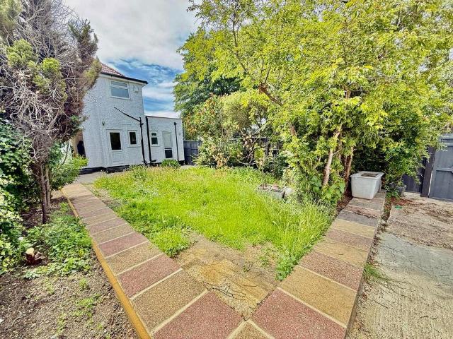 House for rent in Alperton, Greater London