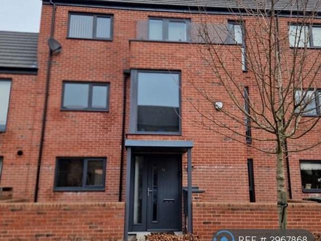 House for rent in Allerton Bywater, West Yorkshire