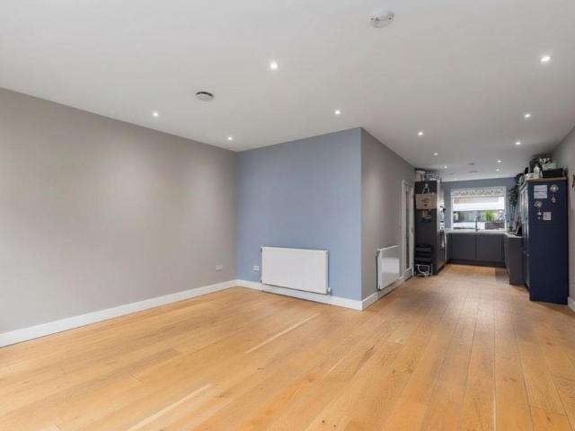 House for rent in East Greenwich, Greater London