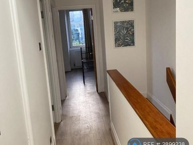 House for rent in Kilburn, Greater London