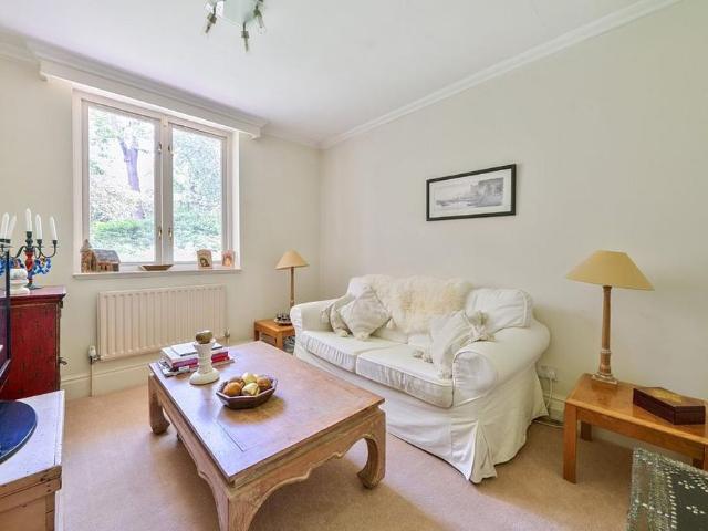 House for rent in Kingston Vale, Greater London