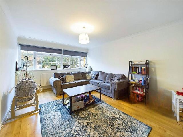 House for rent in London Borough of Richmond upon Thames, Greater London