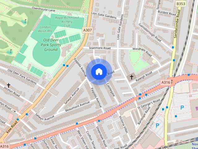 Townhouse for rent in North Sheen, Greater London