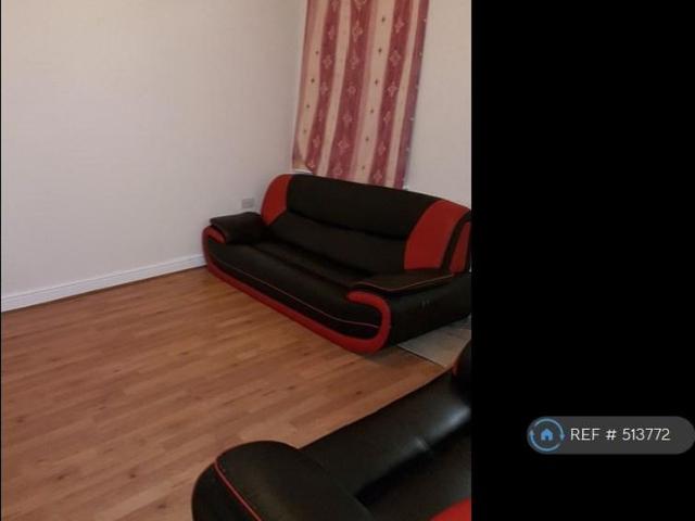 House for rent in Southall Green, Greater London